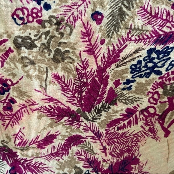 Ann Taylor flouncy top is in a fuchsia, tan and navy gypsy 70s print. Scoop. - Picture 5 of 7